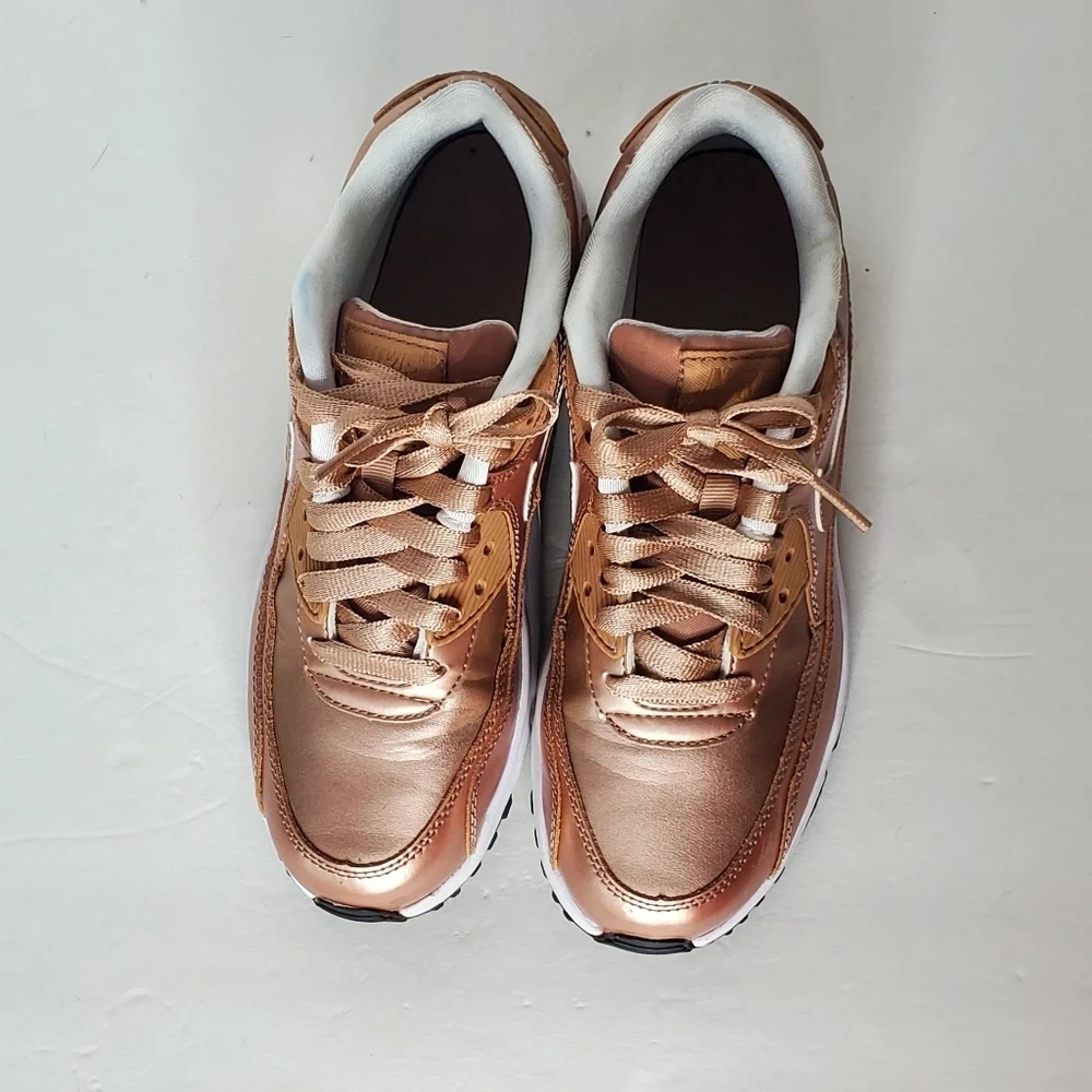 Nike rose gold